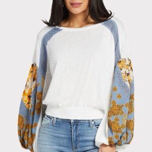 Free People Casual Clash Long Statement Sleeve Mixed Print Top Blouse White Blue